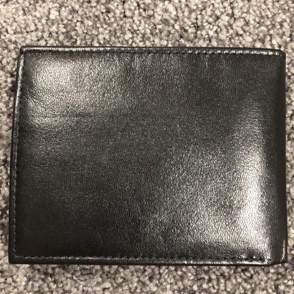 Men’s vintage Pierre Cardin black leather wallet - Picture 3 of 9